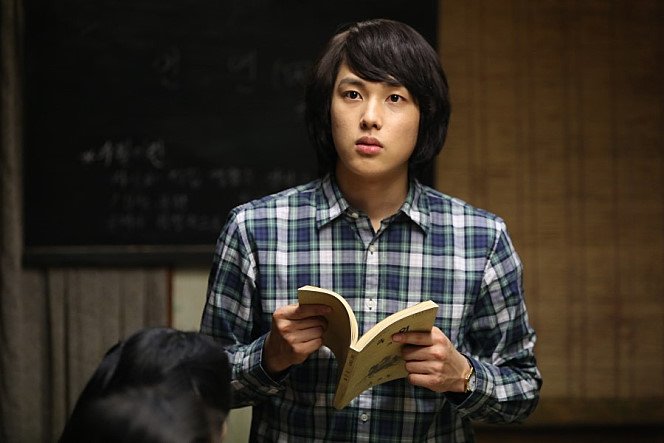 Actor Lim Si-wan in the movie "The Attorney" (NEW)