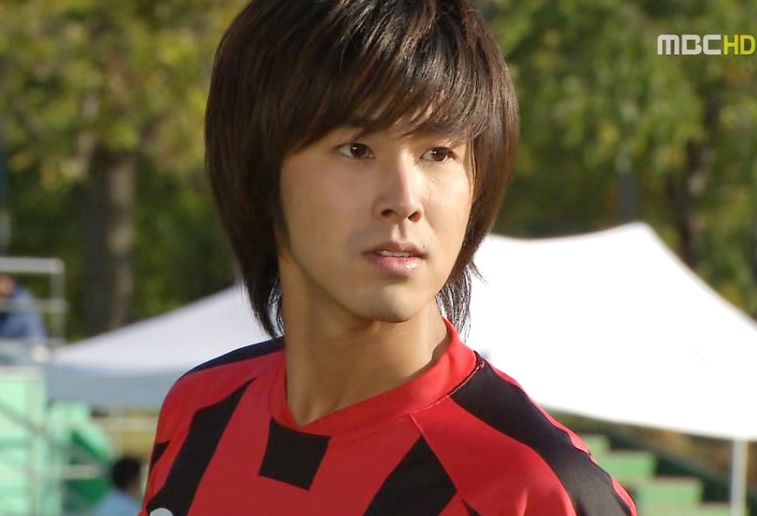 Yunho in "Heading to the Ground" (MBC)