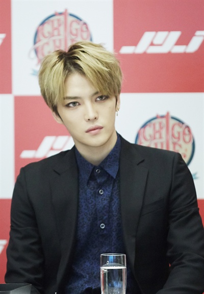 (C-JeS Entertainment)