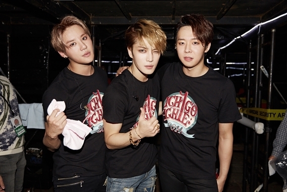 (CJeS Entertainment)
