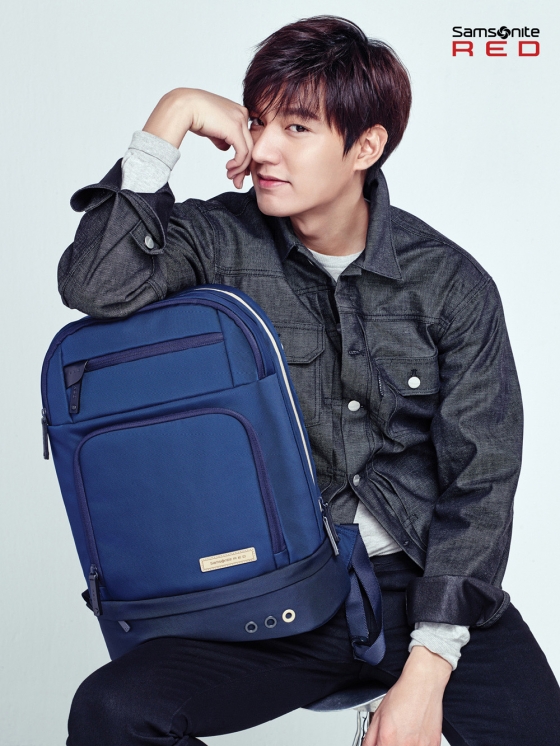 (Samsonite Red)