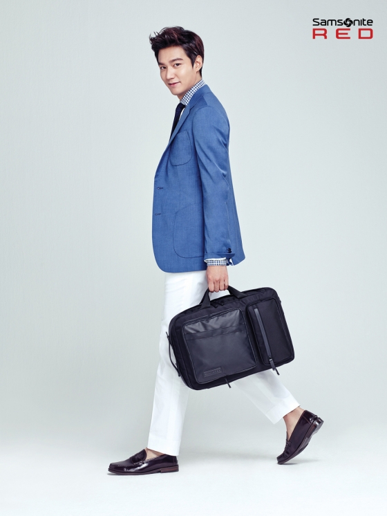 (Samsonite Red)