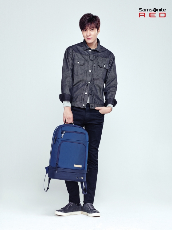 (Samsonite Red)