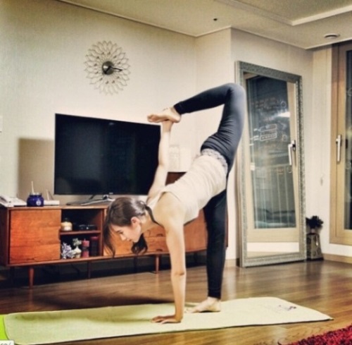 (Instagram)