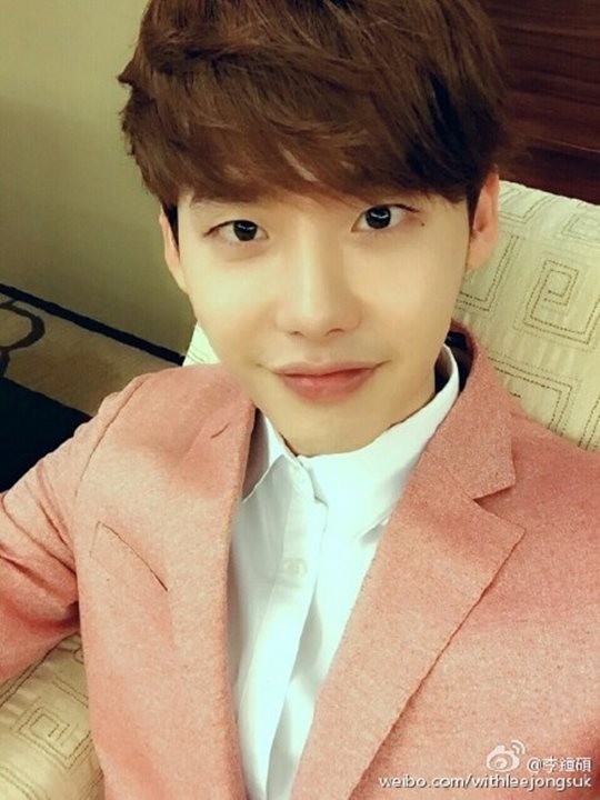 (Weibo)