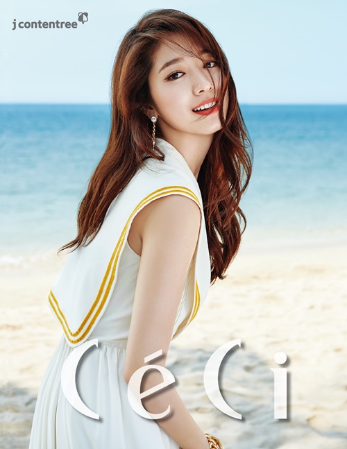 (CeCi magazine)