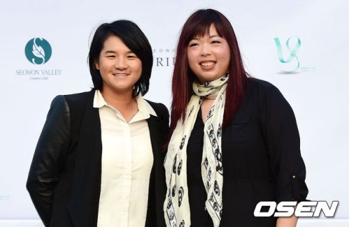 지난 해 박인비의 결혼식 때 하객으로 참석한 펑샨샨(오른쪽)과 청 야니.