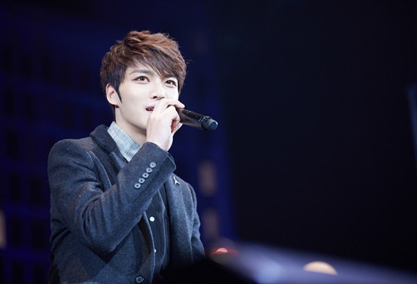 [팬들의 요청에 국내 팬미팅 콘서트를 여는 JYJ 김재중. 사진제공 = 씨제스 엔터]