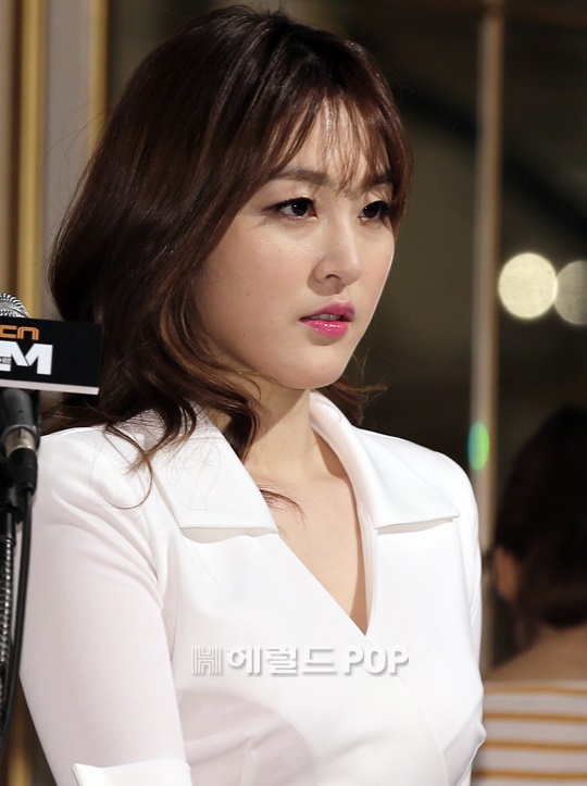 신아영 아나운서