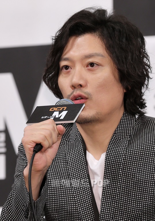 박희순