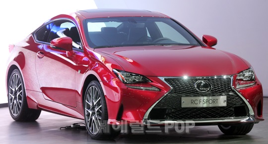 렉서스 RC F SPORT