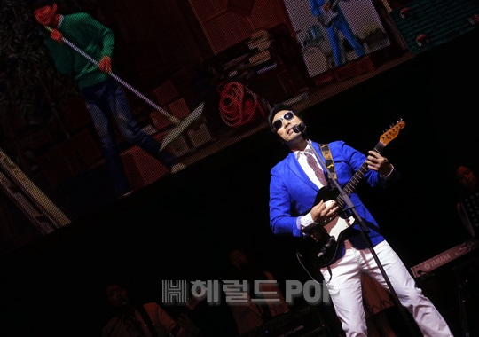 이문세