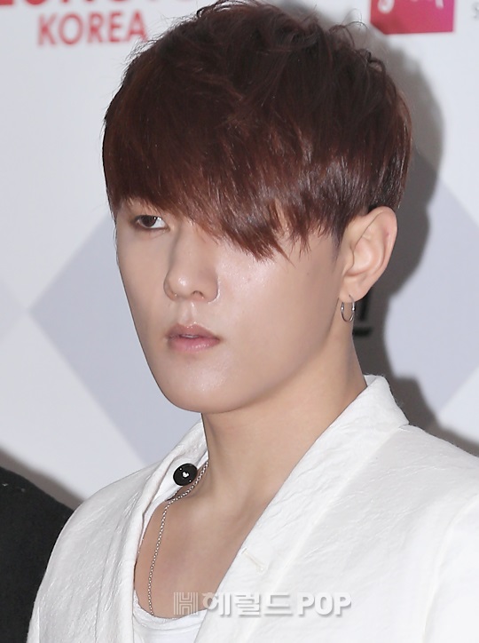 아이콘 김동혁