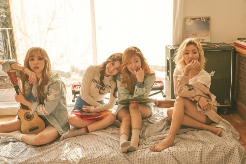 [데뷔 후 첫 시즌 그리팅 패키지 출시를 앞둔 마마무. 사진제공=RBW]