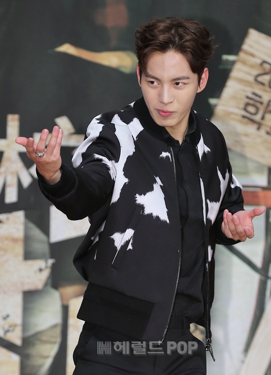 빅스 홍빈