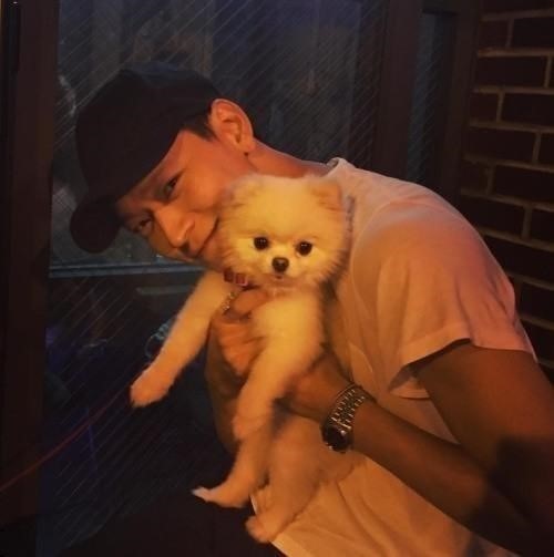 ['검사외전' 황정민 강동원. 사진=배정남 인스타그램]