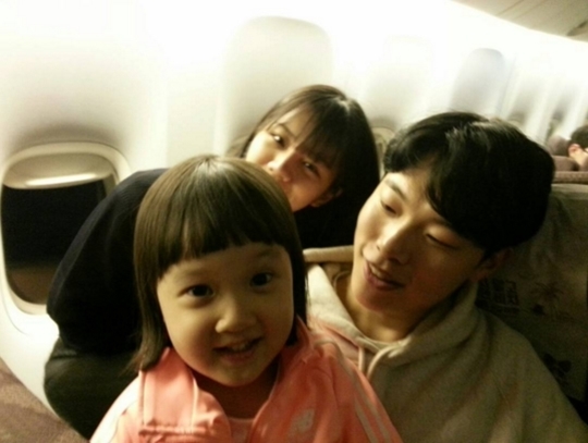 사진: 류준열 김설 혜리