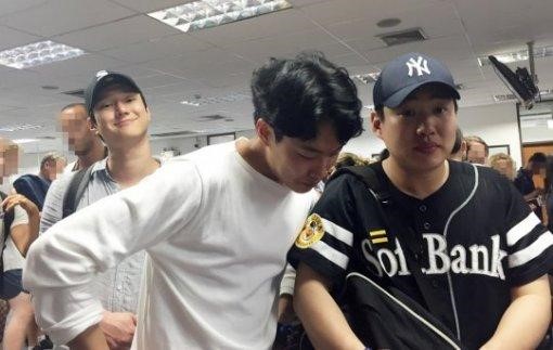 [고경표 류준열 안재홍. 사진제공=tvN]
