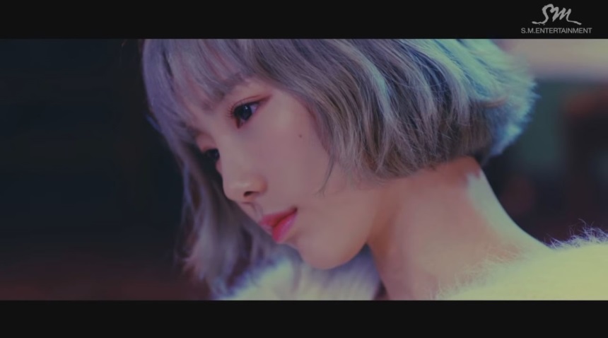 (Still from "Rain" MV)