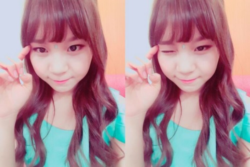 [여자친구 엄지. 사진=여자친구 공식 SNS]