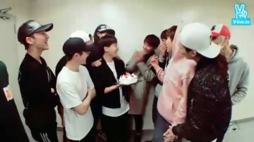 Seventeen (Naver V app)