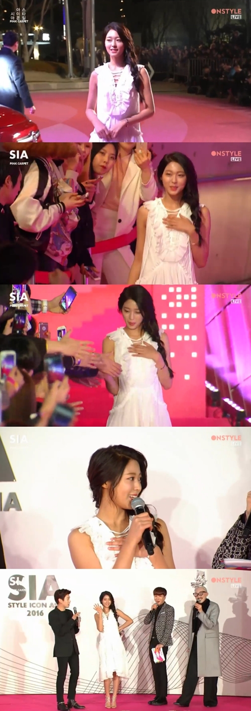 사진 : 네이버 V앱 ‘Style Icon Asia 2016’ 중계