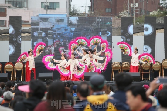 ▲지난해 프린지페스티벌 공연 [사진제공=금천구]