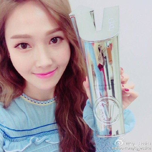 (Jessica's Weibo)