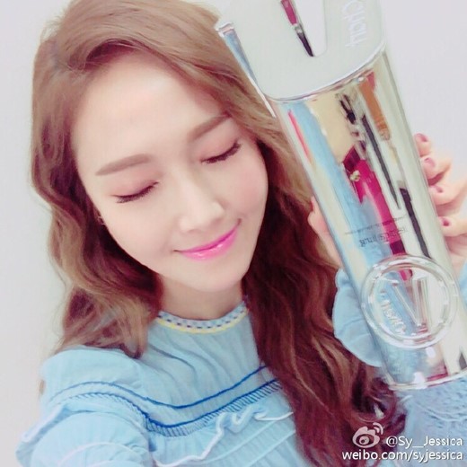 (Jessica's Weibo)