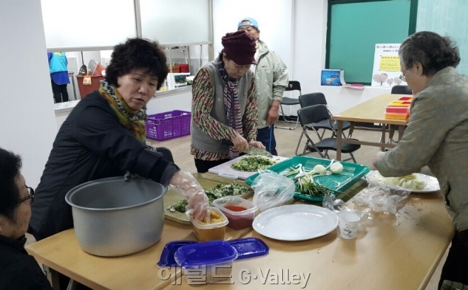 낙성대동의 반찬나누기 사업 [사진제공=관악구]