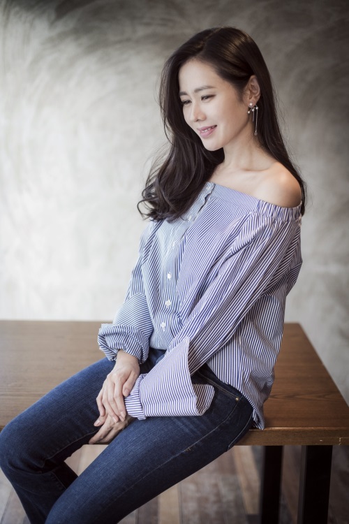 CJ엔터테인먼트 제공