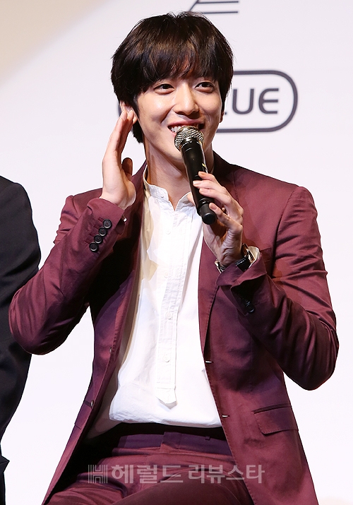 Musician Jung Yong-hwa (Review Star)