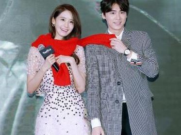 Yoona and Li Yifeng (Weibo)