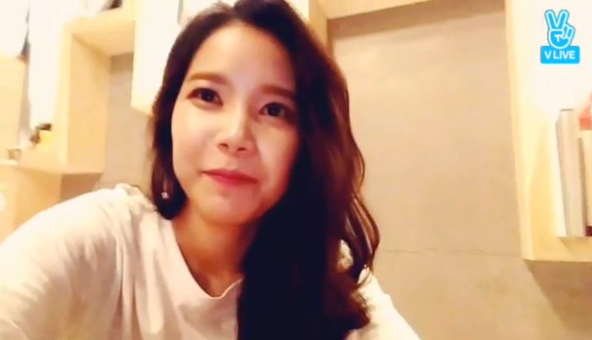 (Naver V app)