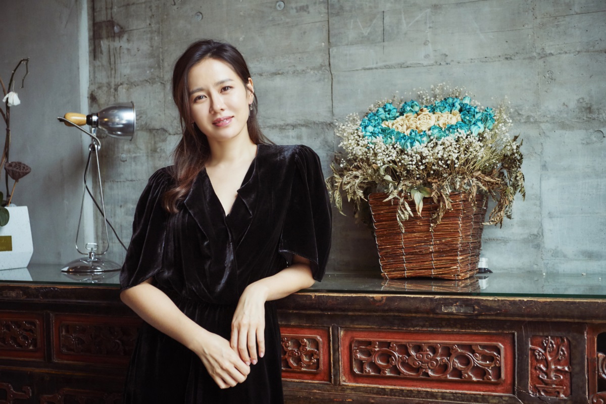 Actress Son Ye-jin poses for photos prior to press interviews on Aug. 1-3 for her recent film “Last Princess.” (Younghwain)