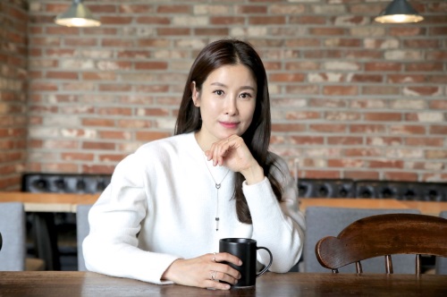 배우 이태란/사진=리틀빅픽처스 제공