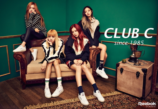 (Reebok Classic)