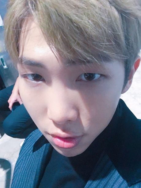 (BTS Twitter)