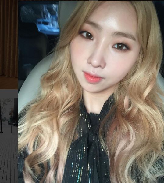(Gong Minzy's Instagram)