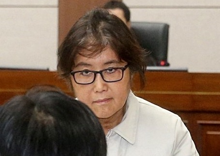 최순실 정신적 충격을 이유로 특검 소환에 불응했다