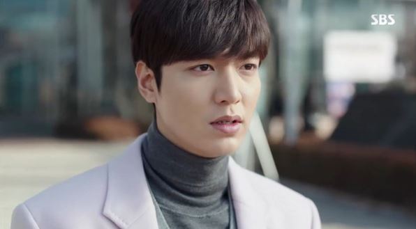 A scene from "Legend fo the Blue Sea" (SBS)