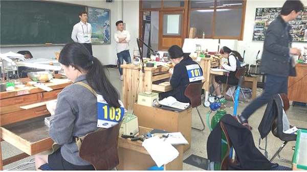 사진은 지난해  기능경기대회 건축목재 직종장면