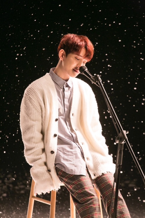 박경