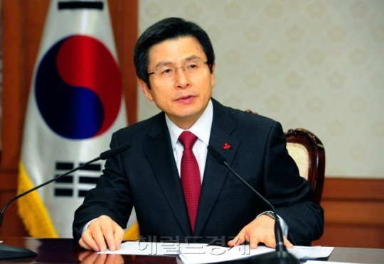 황교안 총리 행보에 정계의 이목이 집중됐다.