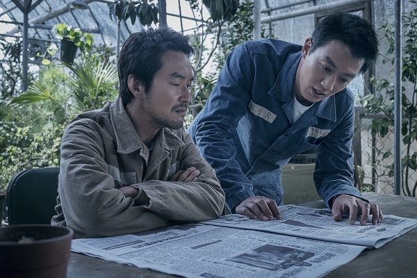 '프리즌' 김래원과 한석규가 역대급 브로맨스 케미로 기대를 모은다. (사진=프리즌 스틸컷)