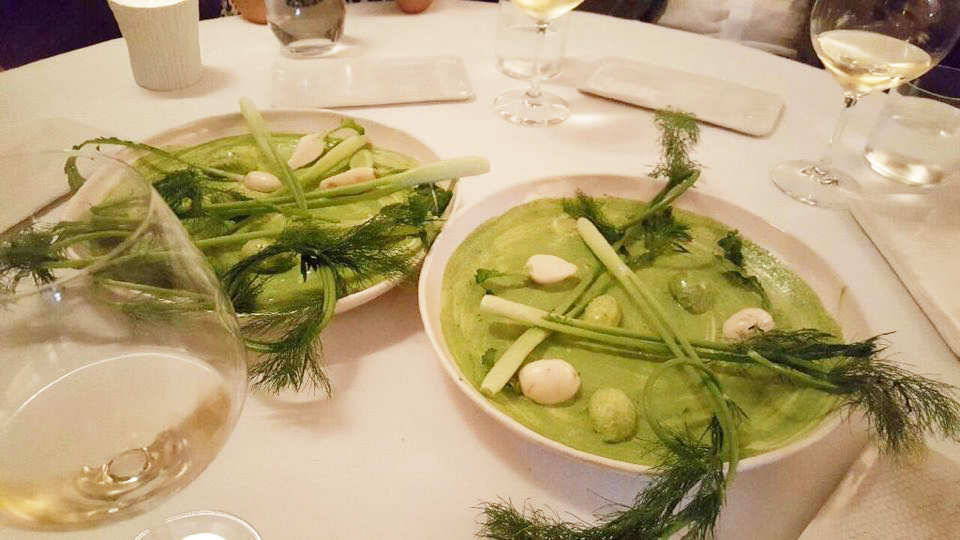 ‘블루힐’ 베이비펜넬(baby Fennel) 허브 요리 (사진=올가니카 제공)