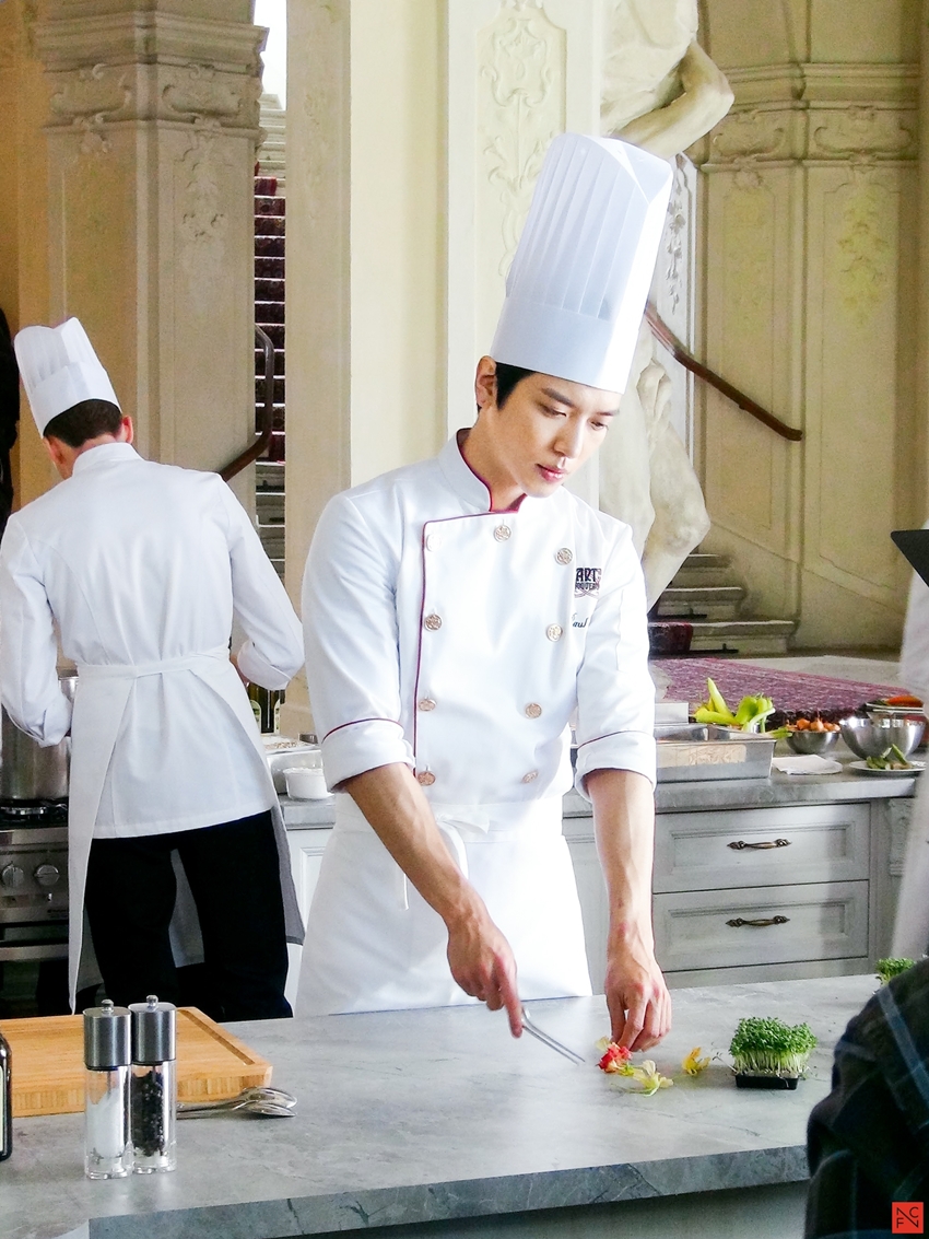 (FNC Entertainment)