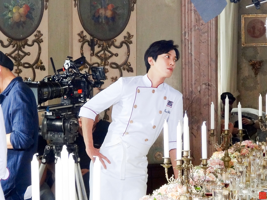 (FNC Entertainment)