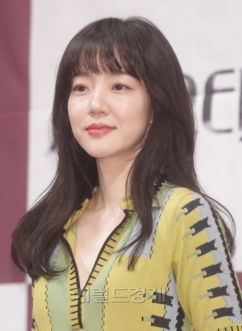 배우 임수정이 13년만에 브라운관에 복귀한 소감을 밝혔다.