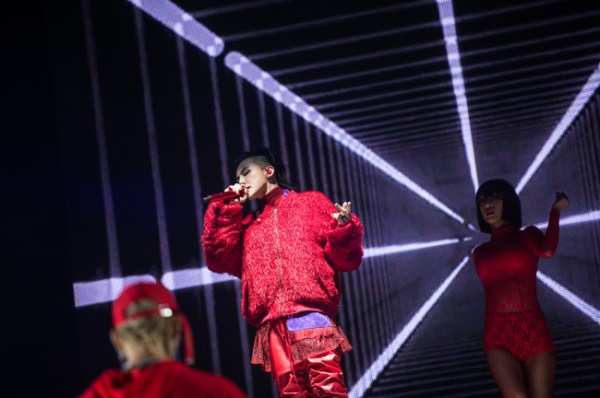 G-Dragon performs during his concert in Seoul on Saturday. (YG Entertainment)